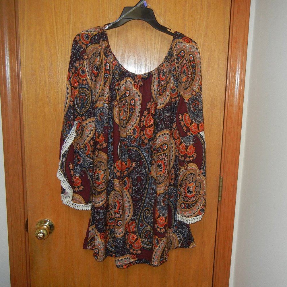 Boho Tunic Top Sz L-XL Elastic Scoop Neck Flared Sleeves with Edge Detail Groovy